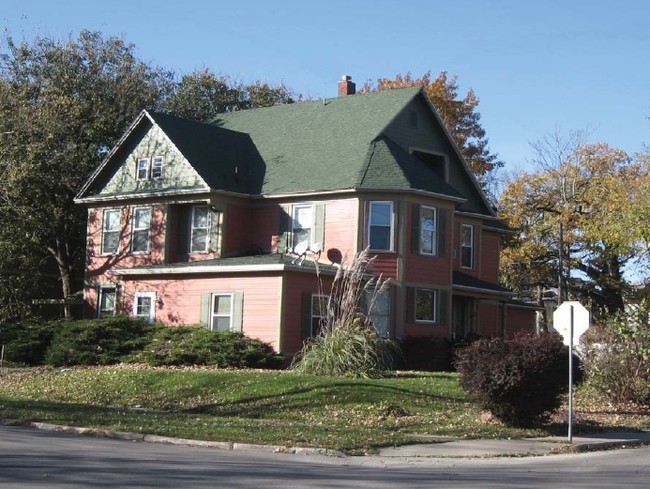 Primary Photo - Cottage Grove Apartments