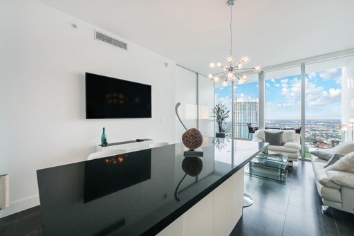 Foto del edificio - 92 SW 3rd St