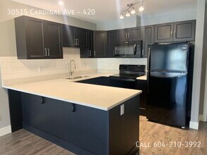 Building Photo - 30515 Cardinal Ave