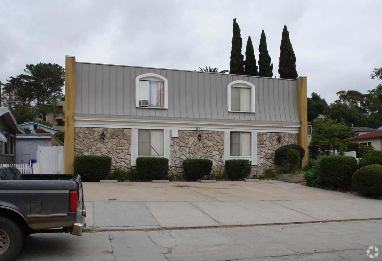 Building Photo - 3531 Florida St