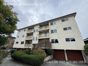 Building Photo - 2031 NW 59th St