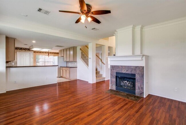 Building Photo - 1282 Bradford Dr