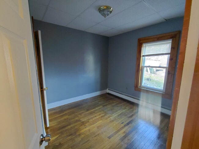 Building Photo - 19 Chilmark St