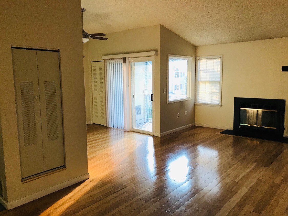 Primary Photo - 237 Edpas Rd