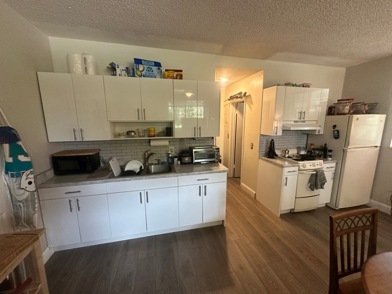 Photo - 200 Whitethorn Dr (Miami Springs, FL)