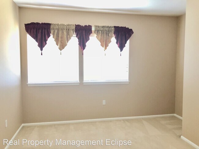 Foto del edificio - 2 br, 2.5 bath House - 5001 Davis PL S Unit E
