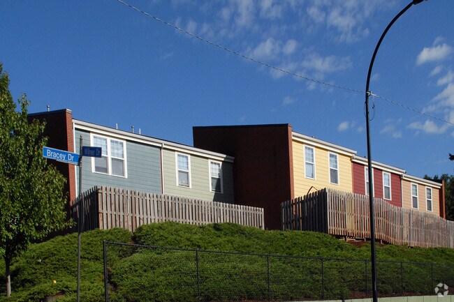Foto del edificio - 2211-2218 Wilner Dr