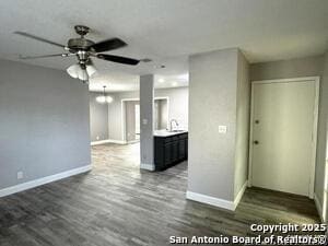 Building Photo - 3606 Versailles Dr