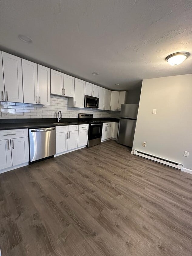 435 Sunderland Rd, Worcester, MA 01604 Townhome Rentals in Worcester