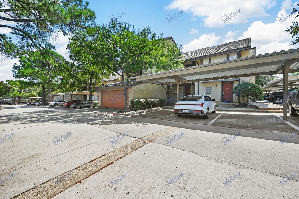 Primary Photo - Fantastic 2-Bed 2.5-Bath Las Colinas Condo!