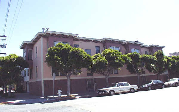 Building Photo - 550-560 Octavia St