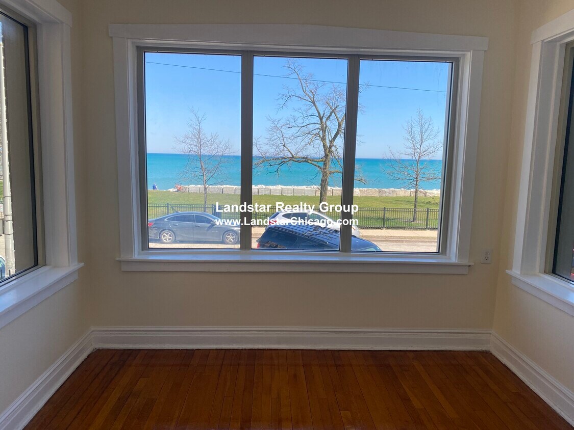 7750 N Eastlake Terrace, Chicago, IL 60626 House Rental in Chicago