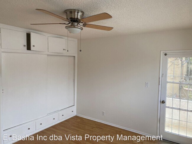 Building Photo - 1201 N Kingsley Dr