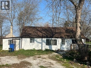 Building Photo - 117 Lakeshore Dr