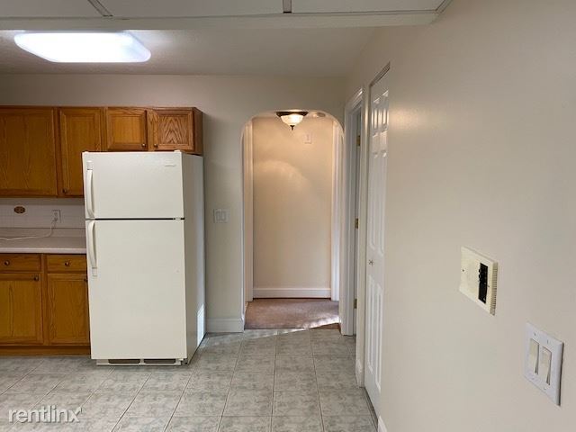 Building Photo - 15 Shadowbrook Ln