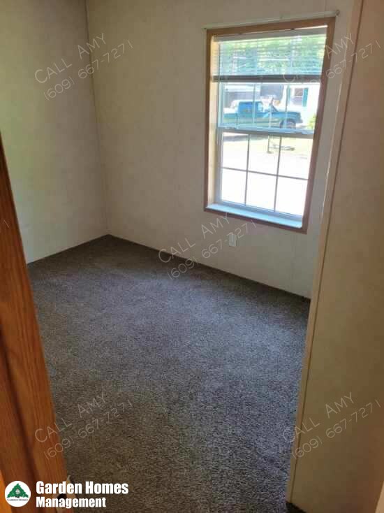 Foto del edificio - 42 Fir Ln