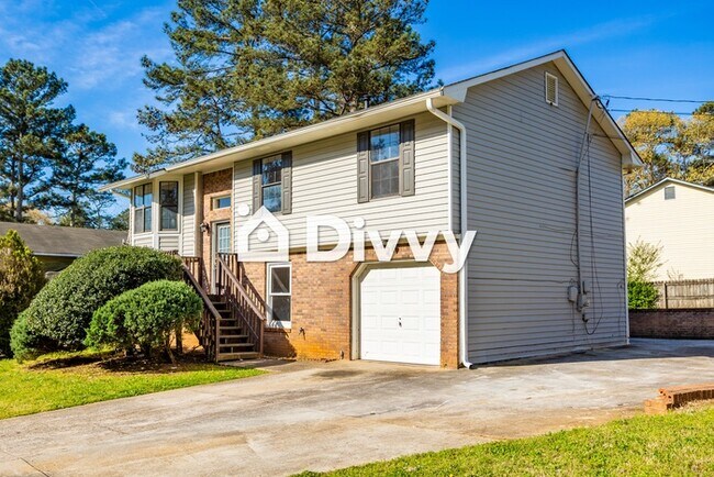Building Photo - 2157 Sara Ashley Way