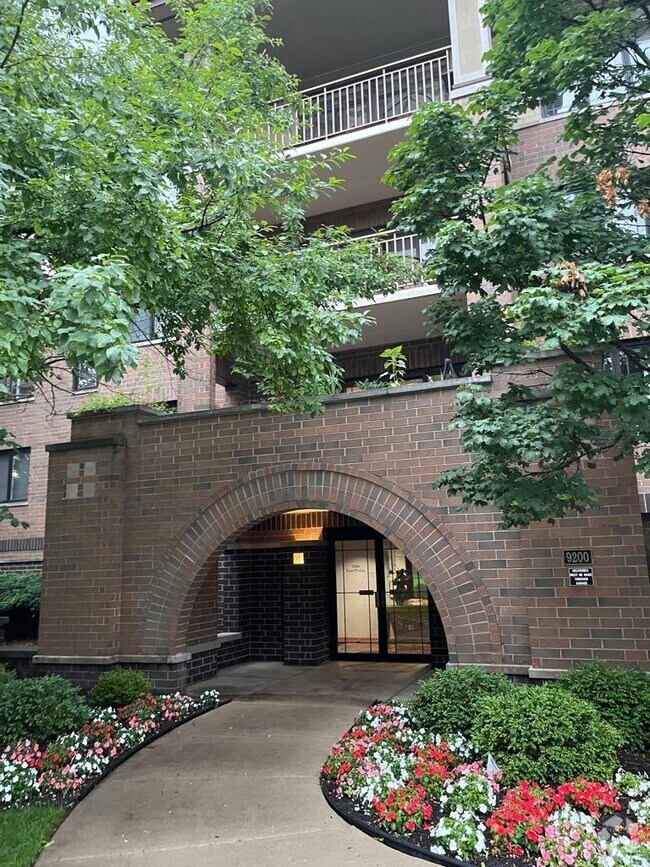 New Apartments For Rent in Skokie, IL 1 Rentals