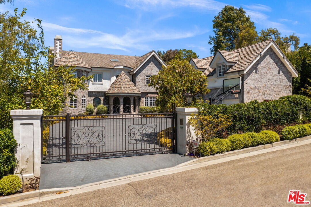 Foto principal - 3170 Kings Ct