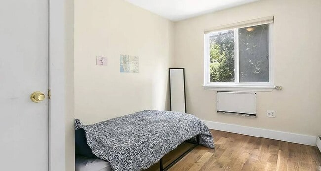 Building Photo - 83A Himrod St