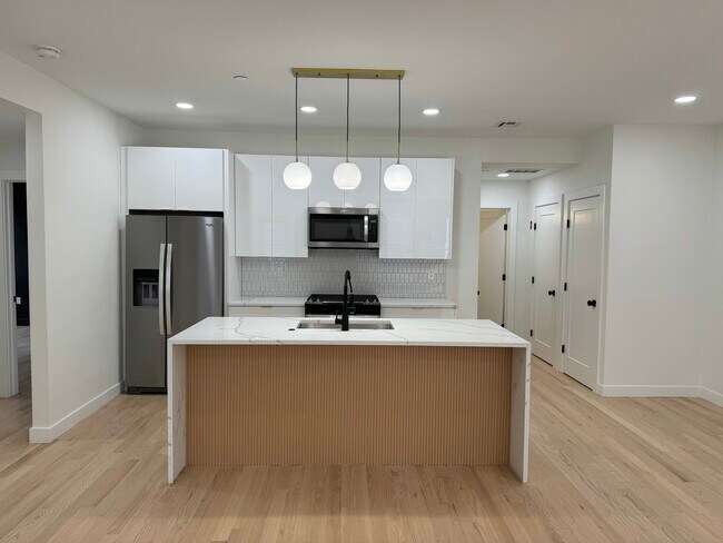 Foto del edificio - 43 Withington St