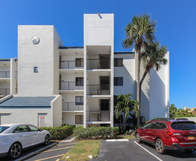 Building Photo - 1605 US-1