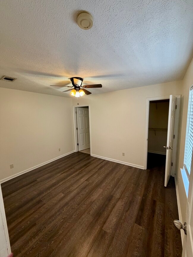Master Bedroom - 6224 Sunset Ave