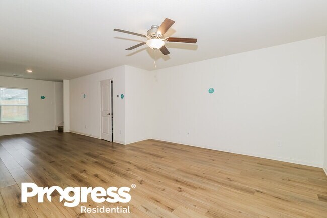 Foto del edificio - 328 Sunnymeade Ln