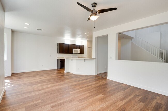 Foto del edificio - ** Coming Soon** Move-In Ready 3 Bed + Loft Home in Gated Northwest Las Vegas Community Next to P...