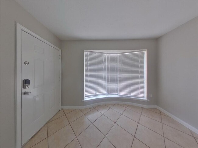 Building Photo - 9614 Crooked Wood Ln