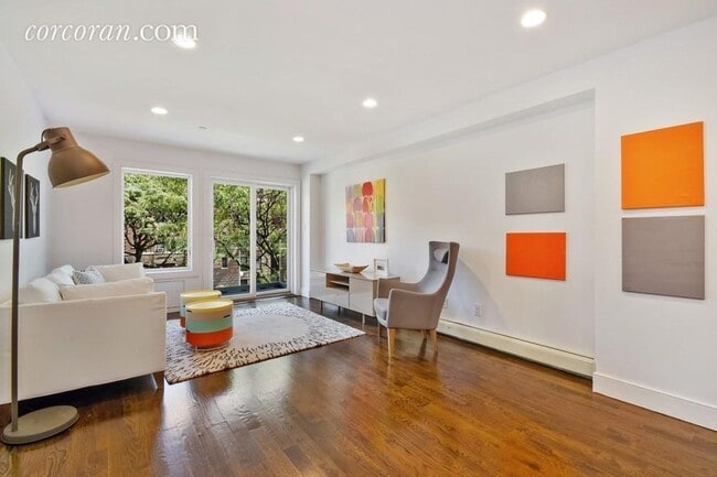 Building Photo - 1256 Ocean Ave