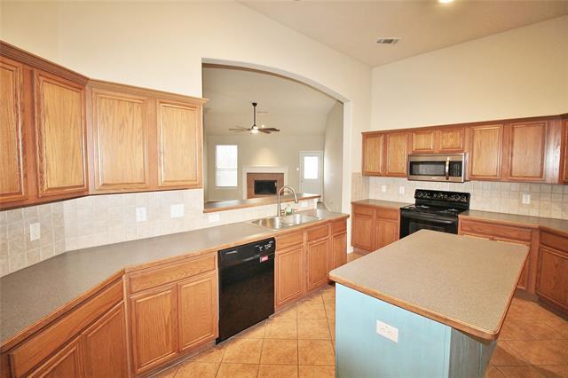 Building Photo - 314 Cascade Dr