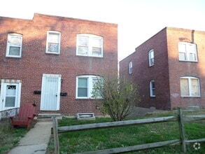 Building Photo - 3823 Pascal Ave