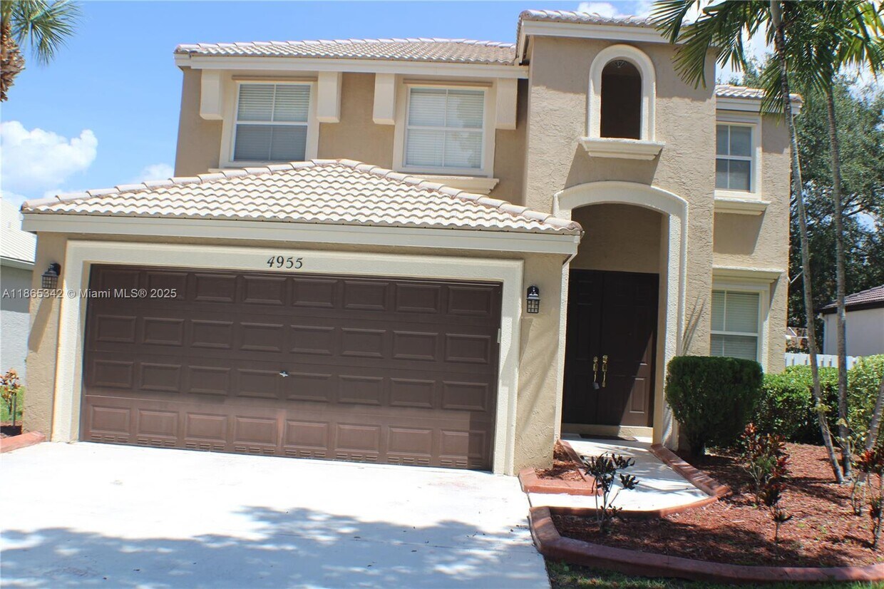 Primary Photo - 4955 SW 166th Ave