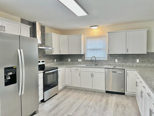 Foto del edificio - 8002 Browne Rd