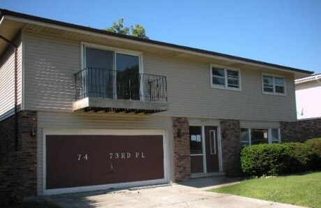 Primary Photo - 8745 W 73rd Pl
