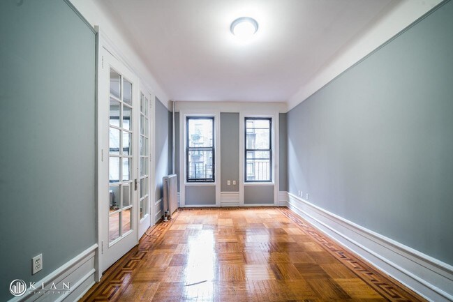 Building Photo - 550 W 158th St