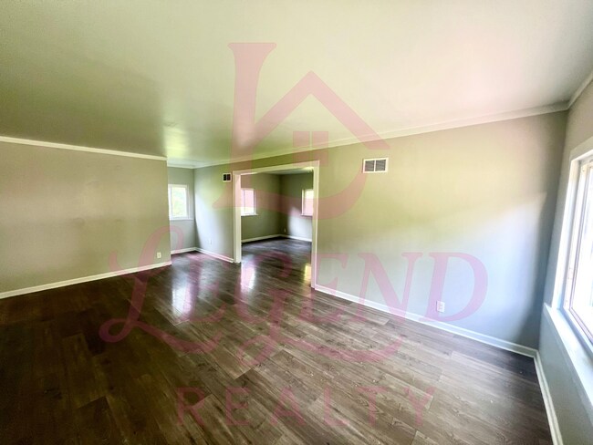 Foto del edificio - Spacious 3-Bedroom Home for Rent in Riverv...