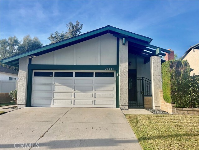 Primary Photo - 22681 Via Santa Maria