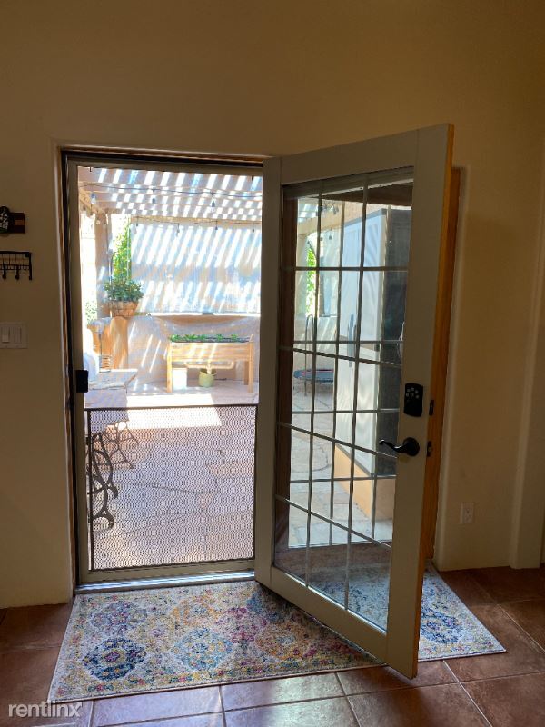 Building Photo - 111 W Avenida Bernalillo