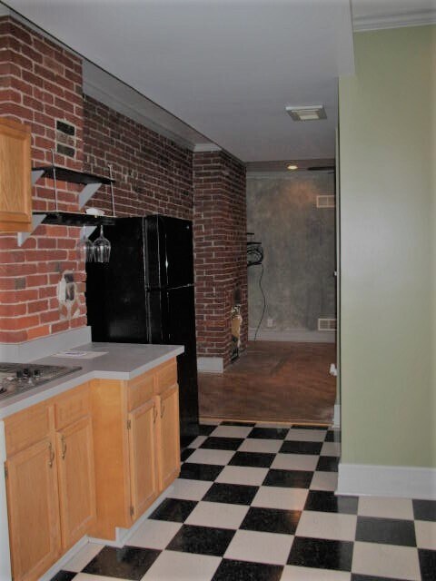 Primary Photo - 2123 Larkins Way