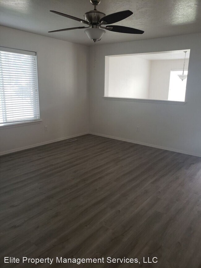 Building Photo - 4 br, 2.5 bath House - 764 N Oxwich Avenue