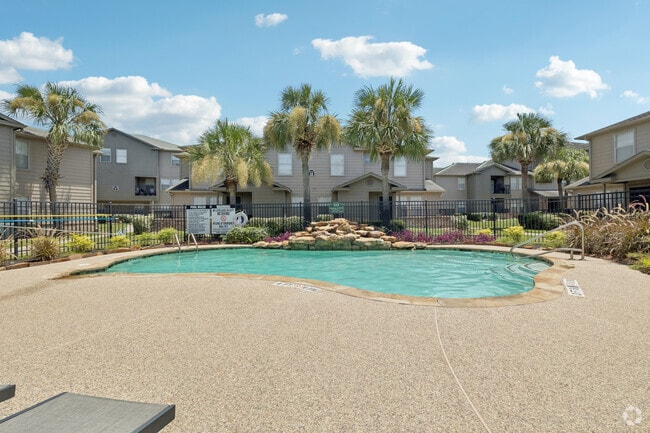 Pool - Norman Apartments Homes