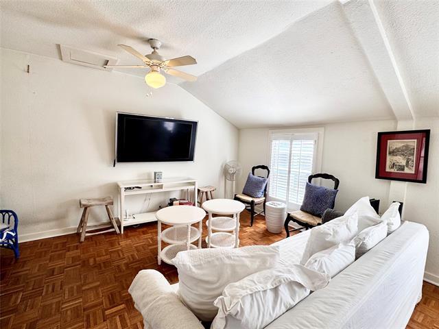 Foto del edificio - 4416 Westway Ave