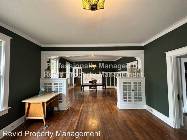 Foto del edificio - 3 br, 3 bath House - 1824 Felix Ave.