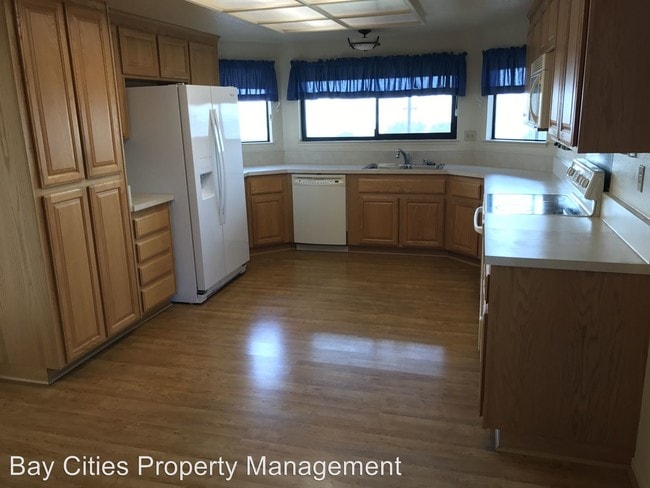 Building Photo - 2231 Spyglass Ln