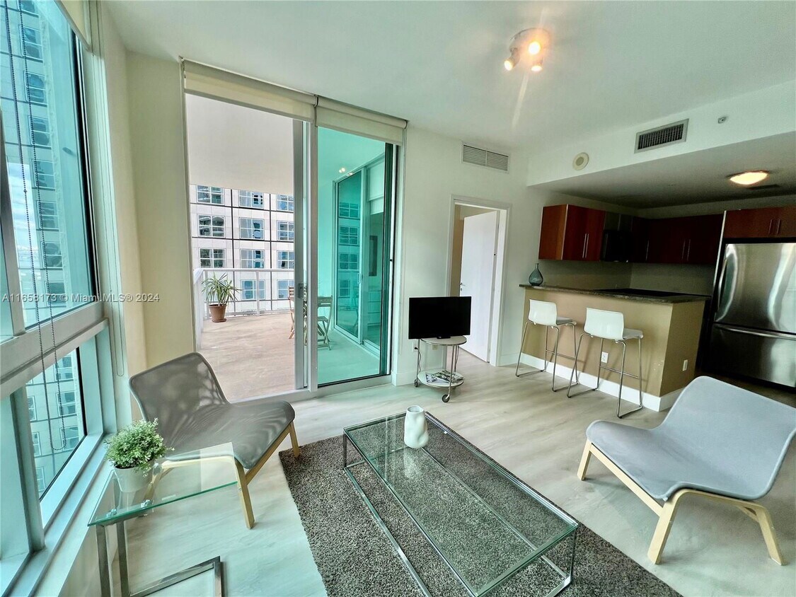 300 S Biscayne Blvd Miami, FL 33131 - Alquileres en Miami, FL ...