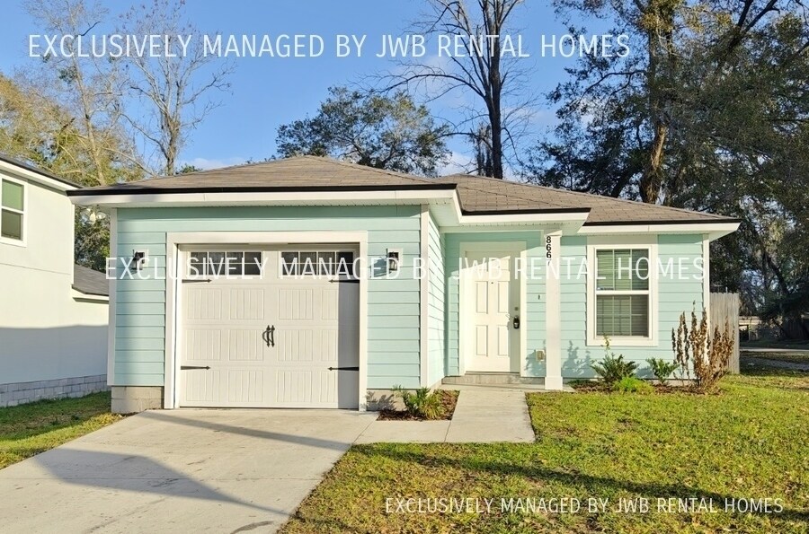 Foto principal - 8667 India Ave