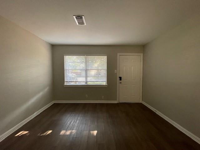 Foto del edificio - 1329 Harrison Ln