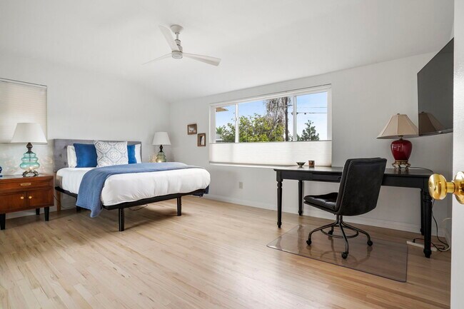 Foto del edificio - 4404 Upland St